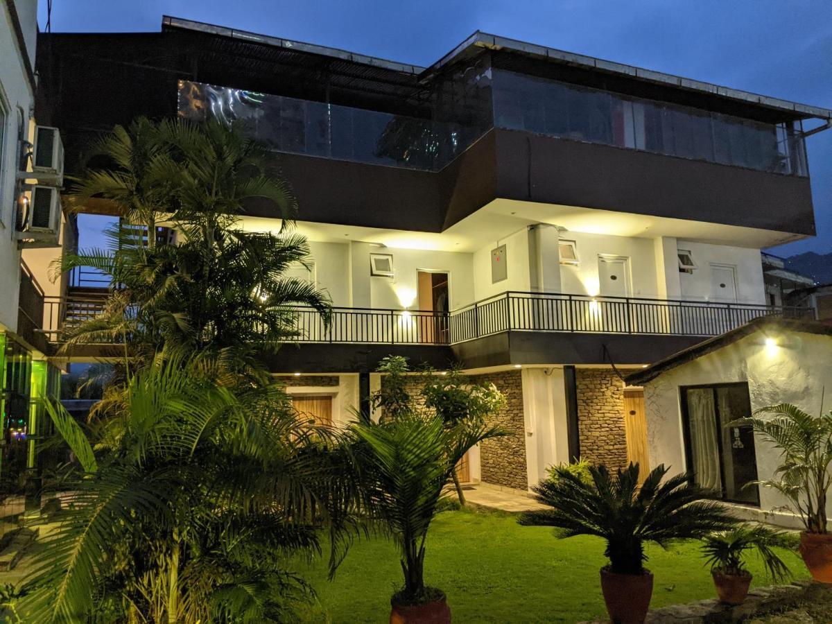 Gantavya Resort Покхара Экстерьер фото